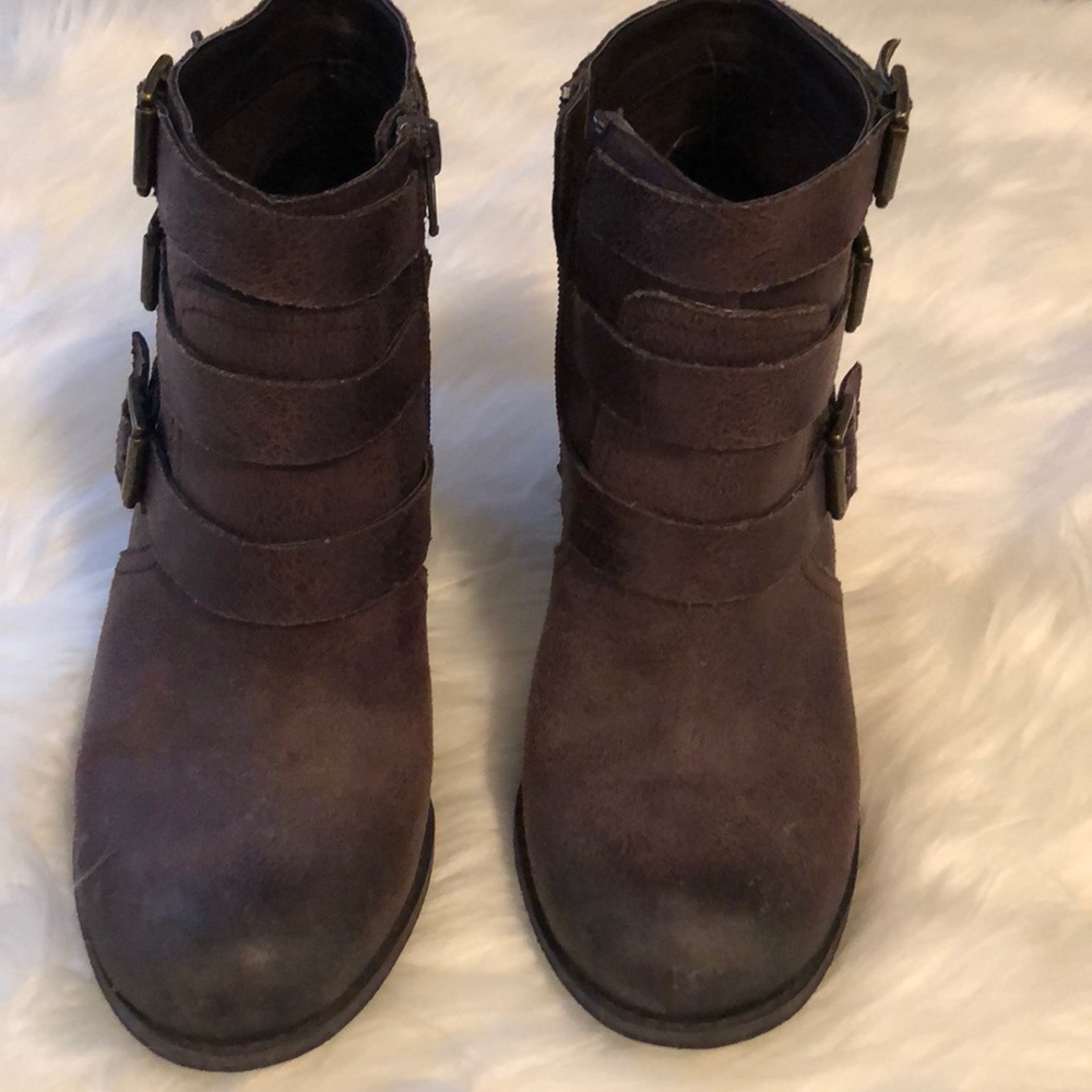 Abound brown ankle bootie. Size 6